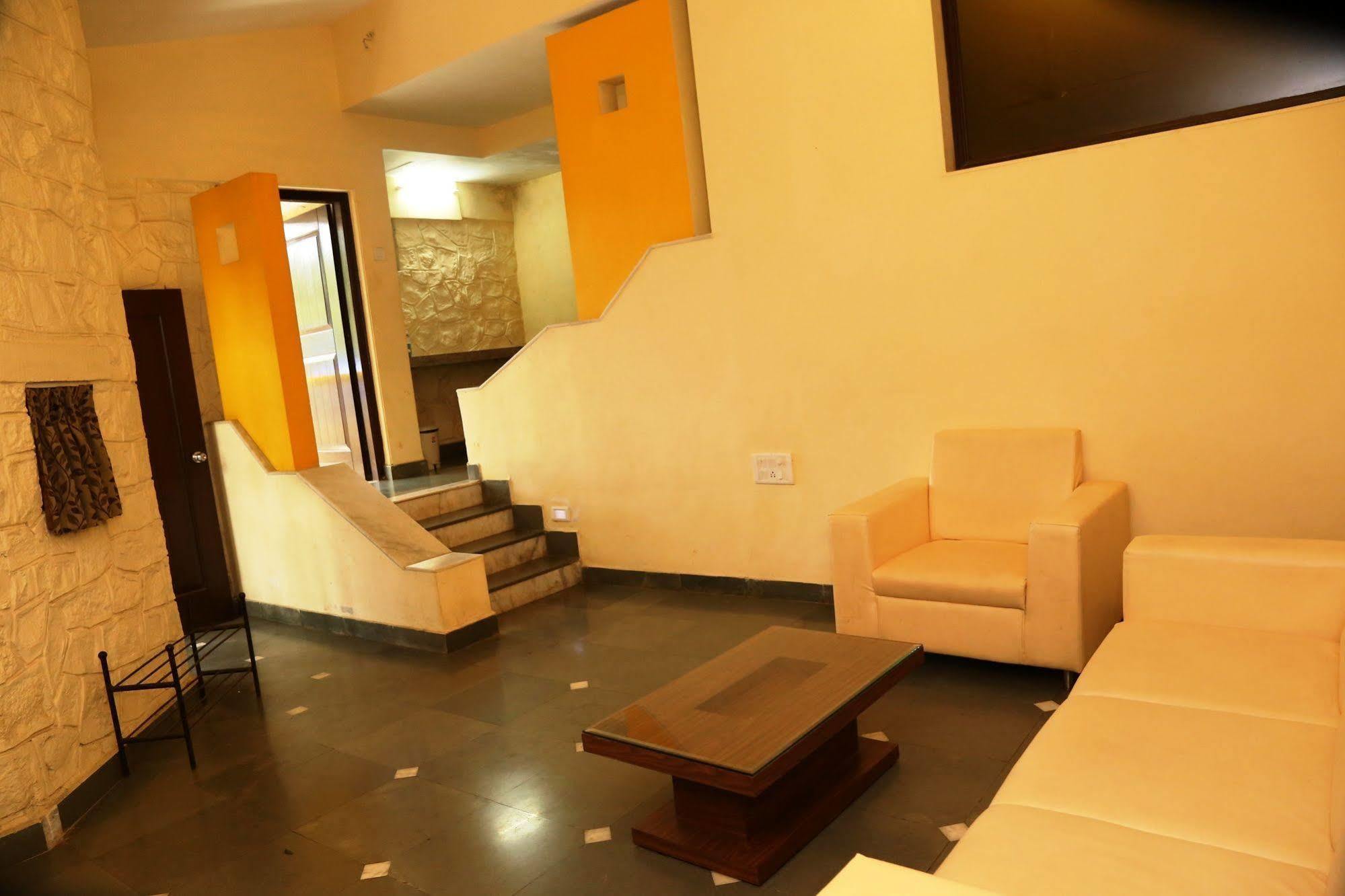 Panoramic Resort Panvel Karnāla Esterno foto